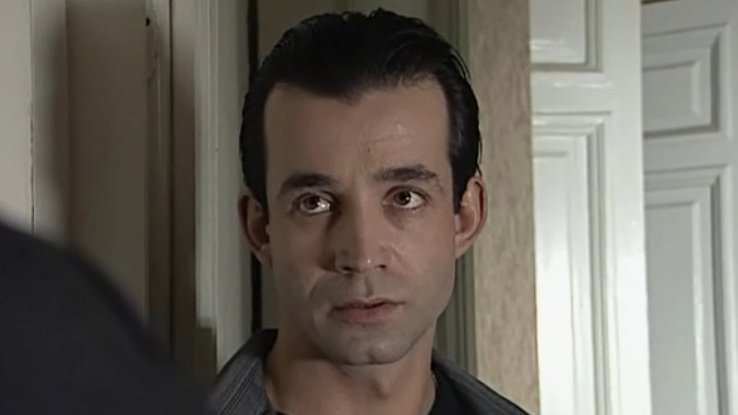 Дмитрий Певцов в сериале «Бандитский Петербург» Дмитрий Певцов в сериале «Бандитский Петербург»