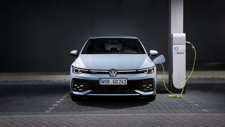 Volkswagen Golf получит новую архитектуру, совместную с Rivian