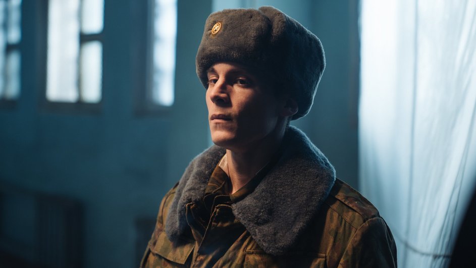 Иван Янковский в сериале «Аутсорс» Иван Янковский в сериале «Аутсорс»