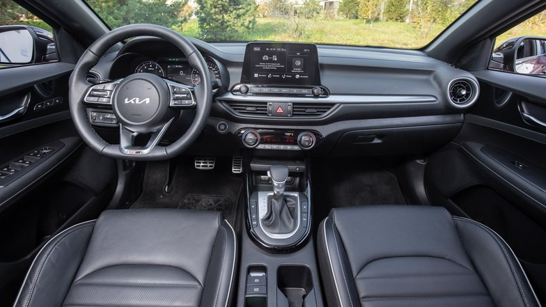 KIA Cerato KIA Cerato