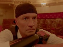 Кадр из фильма «Роман Костомаров: рожденный дважды»