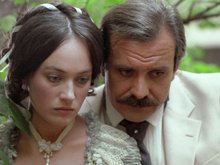 Кадр из фильма «Жестокий романс»