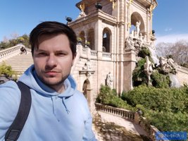 Режимы: авто, портрет, широкоугольный
